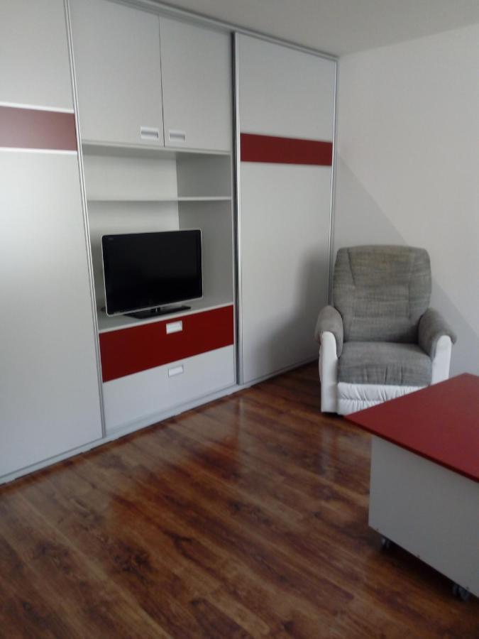Apartman Spicak Jiretin pod Bukovou Luaran gambar