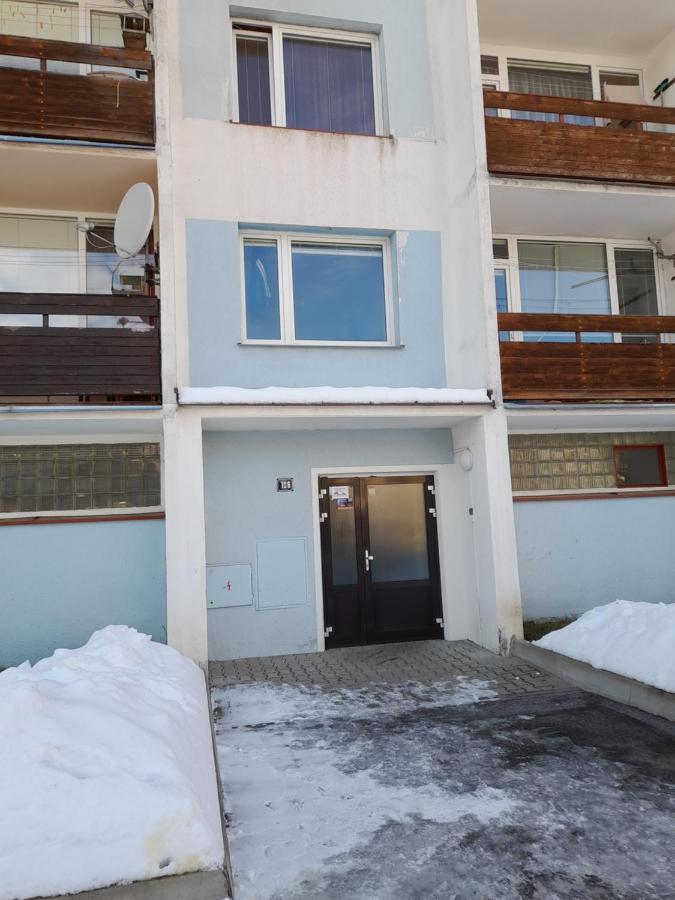 Apartman Spicak Jiretin pod Bukovou Luaran gambar